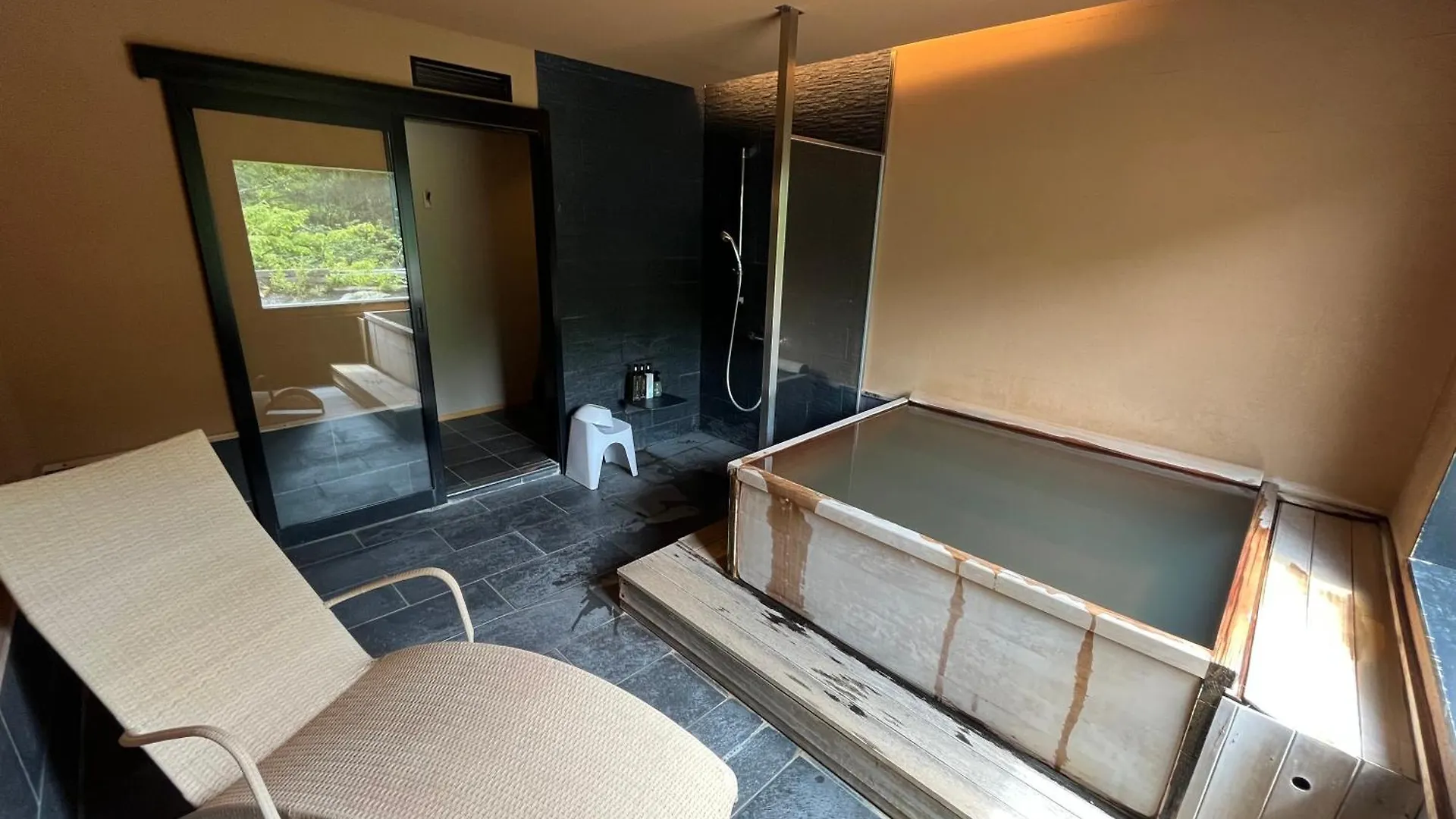 Spa And Esthetique Suichokan-Female&Adult Only Sapporo Japan